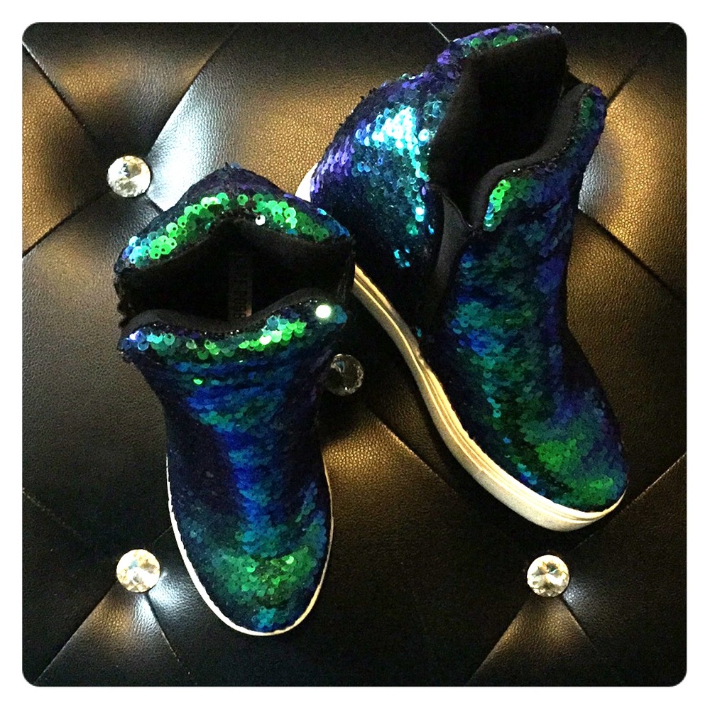Women’s shoes